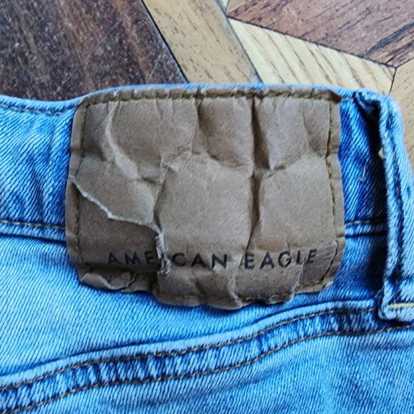 American Eagle Outfitters Light Wash "Athletic" Straight Leg Jeans Size 30x30 - Picture 16 of 16